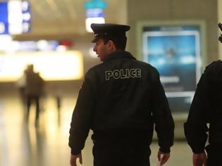 Φωτογραφία για Γερμανία: Συνεχίζεται η «καραντίνα» για τους Έλληνες στα αεροδρόμια - Στέλνουμε κι άλλους αστυνομικούς