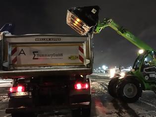 Φωτογραφία για Εκατοντάδες πτήσεις ακυρώθηκαν στη Φρανκφούρτη εξαιτίας των χιονοπτώσεων