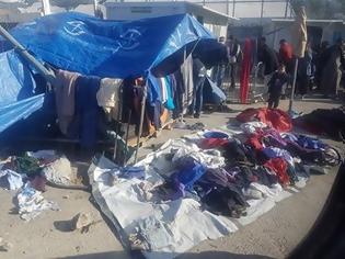 Φωτογραφία για ΑΠΟΚΛΕΙΣΤΙΚΟ - Λέσβος: Ιδού που καταλήγουν τα ρούχα που δίνουν οι Έλληνες απ το υστέρημα τους στους λαθρομετανάστες [Φωτος]