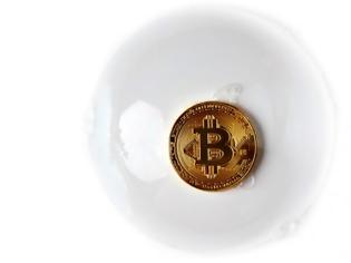 Φωτογραφία για Γι' αυτό είναι - επενδυτική - φούσκα το Bitcoin: 1.000 άνθρωποι ελέγχουν το 40% του κρυπτονομίσματος!