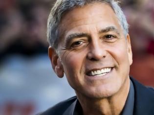Φωτογραφία για Γιατί ο George Clooney έδωσε από 1 εκατομμύρια δολάρια σε 14 φίλους του;