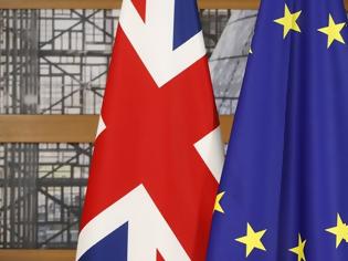 Φωτογραφία για Brexit: Οι 27 της ΕΕ έδωσαν το «πράσινο φως» για να ξεκινήσει η β' φάση των διαπραγματεύσεων