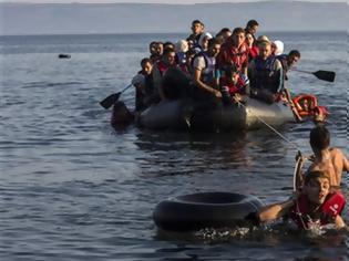Φωτογραφία για Πολιτικό άσυλο ζητούν 33 Τούρκοι που αποβιβάστηκαν στις Οινούσσες