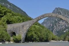 Αναδείχθηκε ο ανάδοχος για την οδική σύνδεση της Ιόνιας Οδού με τη Γέφυρα της Πλάκας