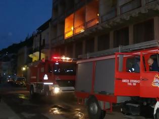 Φωτογραφία για Τραγωδία στην Κατερίνη- Τρεις νεκροί από φωτιά σε πολυκατοικία