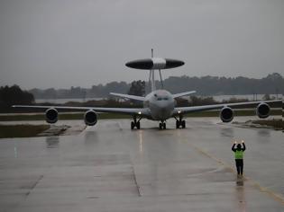 Φωτογραφία για Προσγειώθηκε για πρώτη φορά στη Αεροπορική Βάση του ΑΚΤΙΟΥ το E-3F Awacs