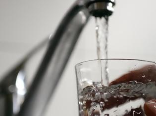 Φωτογραφία για Πώς θα μειώσετε τον κίνδυνο τον κίνδυνο της άνοιας πίνοντας νερό;