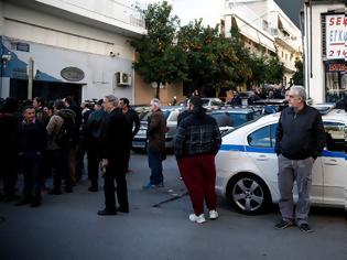 Φωτογραφία για Τι λέει η μητέρα του Αιτωλοακαρνάνα αστυνομικού