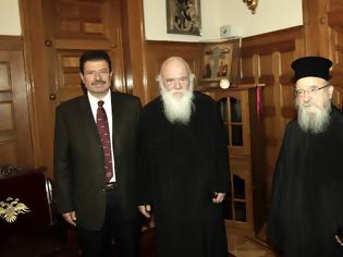 Φωτογραφία για Συνάντηση του μητροπολίτη μας κ.κ. Κοσμά και του δημάρχου Αμφιλοχίας κ. Κοιμήση με τον αρχιεπίσκοπο κ.κ. Ιερώνυμο (ΦΩΤΟ)