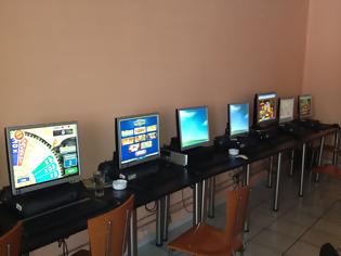 Φωτογραφία για 30παράνομα φρουτάκια σε μαγαζί της Θεσσαλονίκης