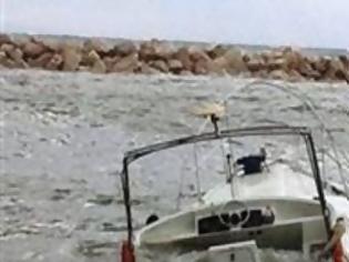 Φωτογραφία για Λευκάδα: Ημιβύθιση σκάφους και σύλληψη του Κυβερνήτη
