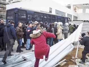 Φωτογραφία για Αυτεπάγγελτη δίωξη σε όσους εμποδίζουν τους πλειστηριασμούς