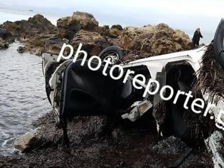 Φωτογραφία για Φωτογραφίες: Σε αυτό το αυτοκίνητο βρέθηκε νεκρή η άτυχη Ηλιάνα που είχε εξαφανιστεί στη Λακωνία