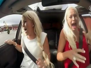 Φωτογραφία για ΞΕΚΑΡΔΙΣΤΙΚΟ!! Ένα τεστ οδήγησης για ξανθιές...[video]