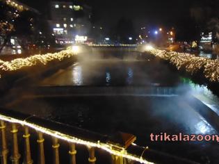 Φωτογραφία για Το ποτάμι που αχνίζει τα Χριστούγεννα στα Τρίκαλα [photos]