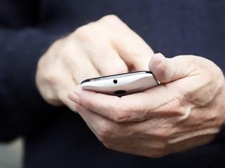 Φωτογραφία για Έρευνα: Χάκερ μπορούν να βρουν τα ΡΙΝ τηλεφώνων μέσω δεδομένων των αισθητήρων τους