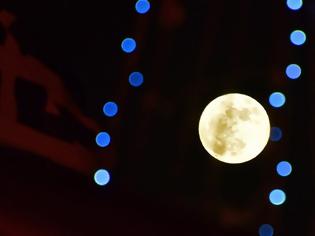 Φωτογραφία για Με μια σούπερ-Σελήνη και τους διάττοντες Τεταρτίδες ξεκινά το 2018