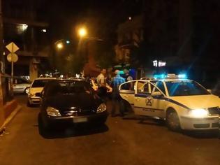 Φωτογραφία για Μαφιόζικη επίθεση σε καφετέρια στο κέντρο της Αθήνας - Τραυματίστηκε από σφαίρα μία 22χρονη
