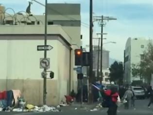 Φωτογραφία για Εικόνες τριτοκοσμικής πόλης στο Λος Άντζελες: 20.000 άστεγοι στους δρόμους του κέντρου