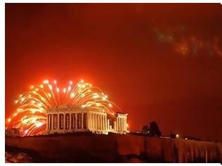 Φωτογραφία για Έγινε η νύχτα μέρα από τα πυροτεχνήματα στην Ακρόπολη με την έλευση του 2018 [photos - video]