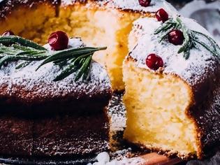 Φωτογραφία για Συνταγή για την πιο αφράτη βασιλόπιτα-κέικ