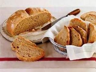 Φωτογραφία για Απίθανο τρικ! Πώς θα διατηρήσετε το ψωμί που αρχίζει να μπαγιατεύει;