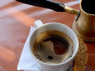 Φωτογραφία για Τι μπορεί να μας προσφέρει ένας ελληνικός καφές μετά το φαγητό;