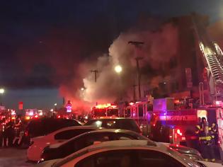 Φωτογραφία για Νέα Υόρκη: Νέα μεγάλη πυρκαγιά σε πολυκατοικία στο Μπρονξ - Πολλοί τραυματίες [photos]