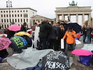 Φωτογραφία για Γερμανία: Το «αδελφό» κόμμα της Μέρκελ ζητά ιατρικές εξετάσεις για τους «ανήλικους» πρόσφυγες