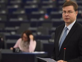 Φωτογραφία για ΔΕΣΜΕΥΣΗ ΝΤΟΜΠΡΟΒΣΚΙΣ ΓΙΑ ΚΟΙΝΩΝΙΚΗ ΣΤΗΡΙΞΗ ΣΤΗΝ ΕΛΛΑΔΑ