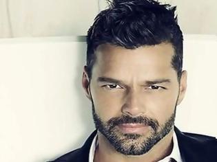 Φωτογραφία για O Ricky Martin ποζάρει ολόγυμνος και το instagram… παθαίνει ταραχή!