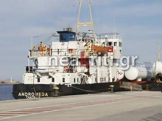 Φωτογραφία για Ρεσάλτο του λιμενικού σε ύποπτο φορτηγό πλοίο- σκανάρουν το φορτίο