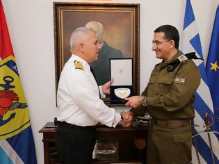 Φωτογραφία για Συνάντηση Αρχηγού ΓΕΕΘΑ με τον Αρχηγό Χερσαίων Δυνάμεων του Ισραήλ