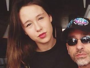 Φωτογραφία για Τα καυτά ενσταντανέ της 21χρονης κόρης του Eros Ramazzotti με τον σύντροφό της στην μπανιέρα!