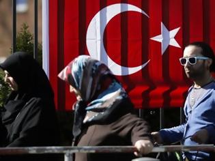 Φωτογραφία για Γερμανική εφημερίδα WAZ: «Τούρκοι καταφεύγουν στην Ελλάδα για να γλιτώσουν από τον Ερντογάν»