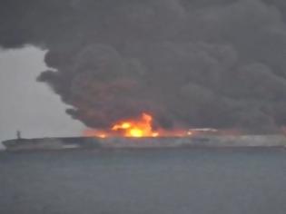 Φωτογραφία για Βίντεο από την πυρκαγιά σε πετρελαιοφόρο στην Κίνα