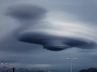 Φωτογραφία για Φακοειδές σύννεφο που μοιάζει με UFO εμφανίστηκε στον ουρανό του Ρεθύμνου