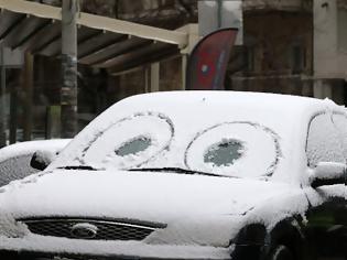 Φωτογραφία για Τι να κάνετε αν αποκλειστείτε μέσα στο αυτοκίνητο από τα χιόνια