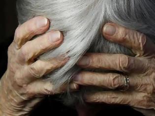 Φωτογραφία για Αγρια ληστεία στην Εύβοια: Αθίγγανος σακάτεψε στο ξύλο γιαγιά για 350 ευρώ μέσα στο σπίτι της– Την παράτησε αναίσθητη από τα χτυπήματα!