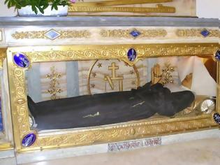 Φωτογραφία για Η Αγία Αικατερίνη πέθανε το 1876 – Όταν όμως την ξέθαψαν και είδαν το σώμα της όλοι μίλησαν για...