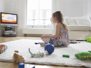 Φωτογραφία για Τα παιδιά που βλέπουν πολλή τηλεόραση παχαίνουν