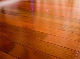 Φωτογραφία για Πώς να κάνετε το ξύλινο πάτωμα σαν καινούριο