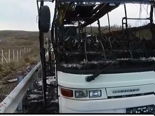 Φωτογραφία για Λεωφορείο κάηκε ολοσχερώς στην Εγνατία Οδό (ΒΙΝΤΕΟ)