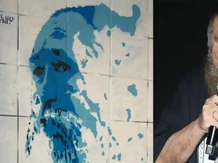 Φωτογραφία για Έφτιαξαν γκράφιτι στο Μεταξουργείο που απεικονίζει τη μορφή του Τζίμη Πανούση πάνω στο χάρτη της Ελλάδας.