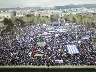 Φωτογραφία για Ξεπέρασε κάθε προσδοκία το συλλαλητήριο για τη Μακεδονία (ΦΩΤΟ - ΒΙΝΤΕΟ)