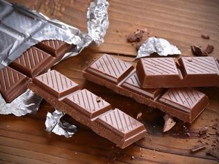 Φωτογραφία για Γιατί είναι τόσο έντονη η επιθυμία μας για σοκολάτα όταν αγχωνόμαστε;