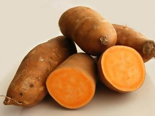 Φωτογραφία για Γλυκοπατάτα vs κοινή πατάτα: Ποια είναι τα θρεπτικά οφέλη τους;
