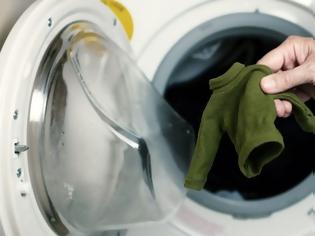 Φωτογραφία για Έτσι θα επαναφέρετε ένα πουλόβερ που έχει μαζέψει στο πλυντήριο