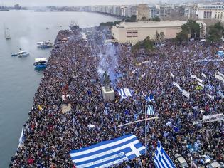 Φωτογραφία για Οι αστυνομικοί «αδειάζουν» την ηγεσία της ΕΛΑΣ: Πολλοί περισσότεροι από 90.000 οι διαδηλωτές στο συλλαλητήριο