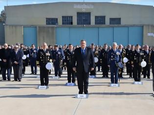 Φωτογραφία για Η πολιτική και στρατιωτική ηγεσία του ΥΠΕΘΑ στα εγκαίνια της Διοίκησης Αεροπορίας Ναυτικού